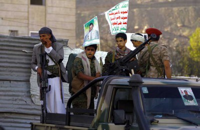 عاجل : مليشيات الحوثي تقتحم مستشفى الجمهورية بعدن وتعتقل جرحى وتصادر المواد الطبية