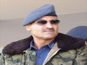 محمد صالح الأحمر يسلّم قيادة القوات الجوية لخلفه اللواء راشد الجند