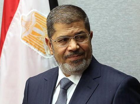 تأجيل محاكمة مرسي لجلسة 1 فبراير لتعذر نقله إلى مقر المحاكمة